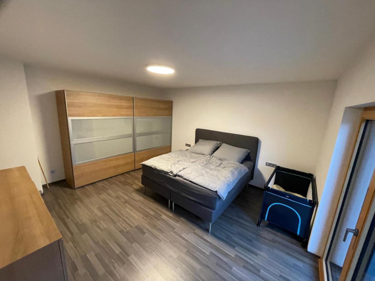Ferienwohnung " Wein Unter Palmen " Neumagen-Dhron Εξωτερικό φωτογραφία